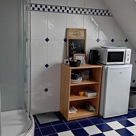 Hotel Au Bonheur Du Logis Fougères Esterno foto